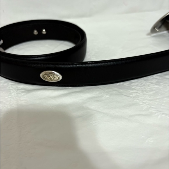 Nocona God Bless America antique silver-toned oval leather belt/buckle size 46. - Picture 7 of 8